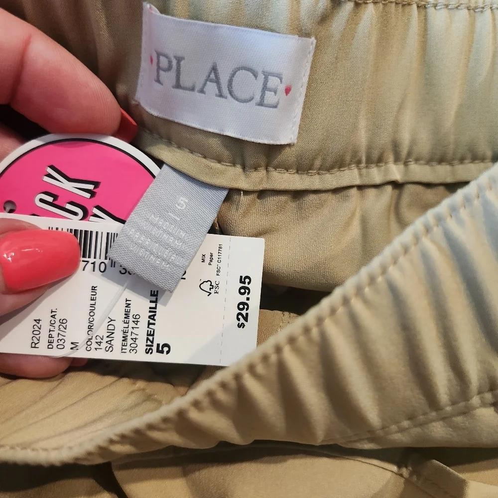 NWT The Children's Place Beige Pleated Skort